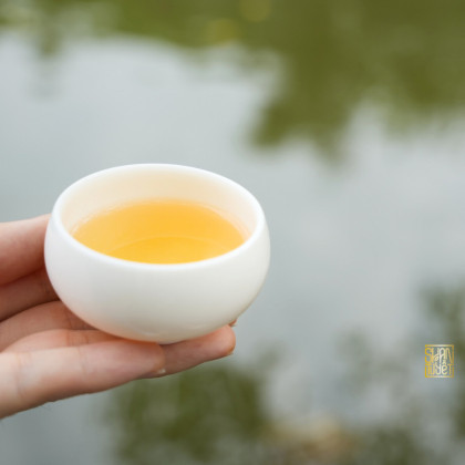 Lục trà Shan tuyết cổ thụ Thác thuý 1 búp 2 lá