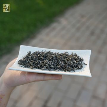 Lục trà Shan tuyết cổ thụ Thác thuý 1 búp 2 lá